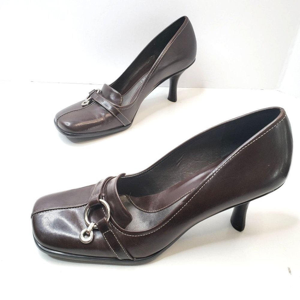 Gianni Bini Square Toe Pump Sz 7 Brown Leather Slip On Heeled Career Dress Shoe - Picture 1 of 11